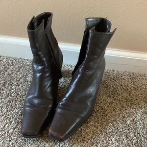 Stuart Weitzman Scaffold leather ankle boots